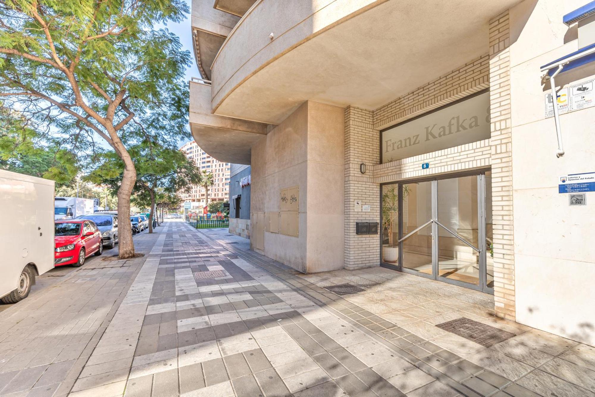 Apartamento H2m Teatinos Pool & Terrace *