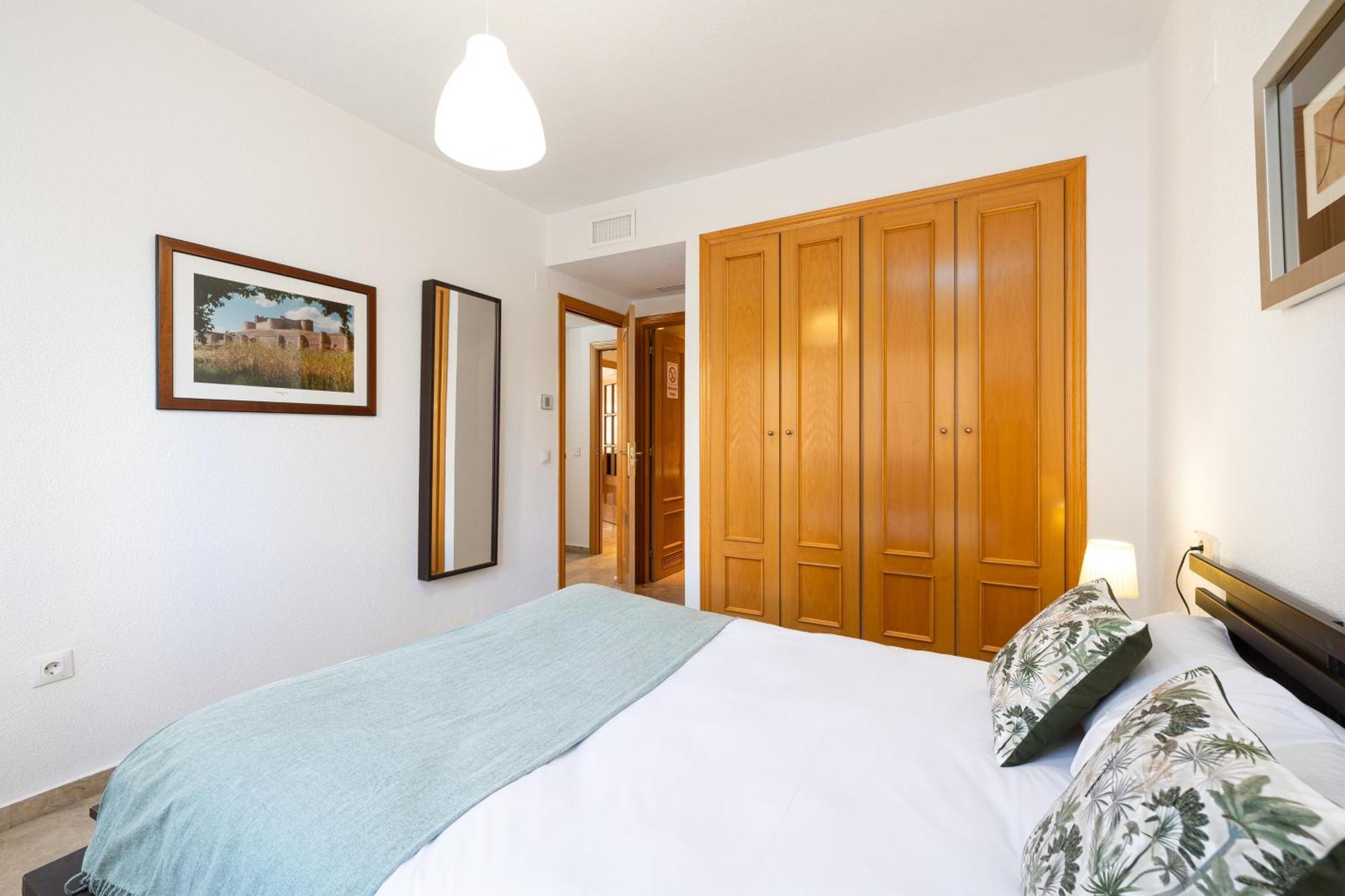 Apartamento H2m Teatinos Pool & Terrace Málaga