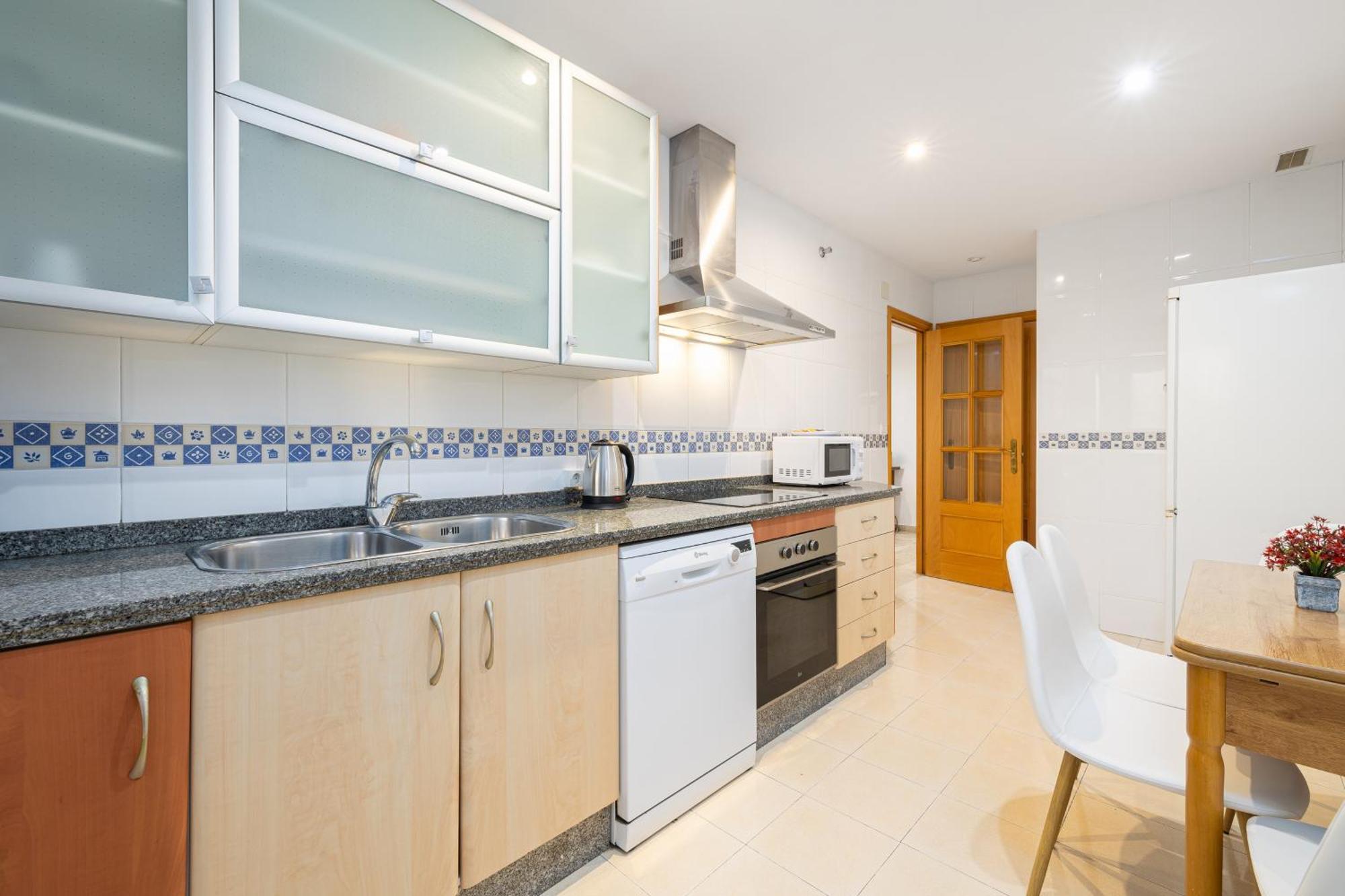 Apartamento H2m Teatinos Pool & Terrace